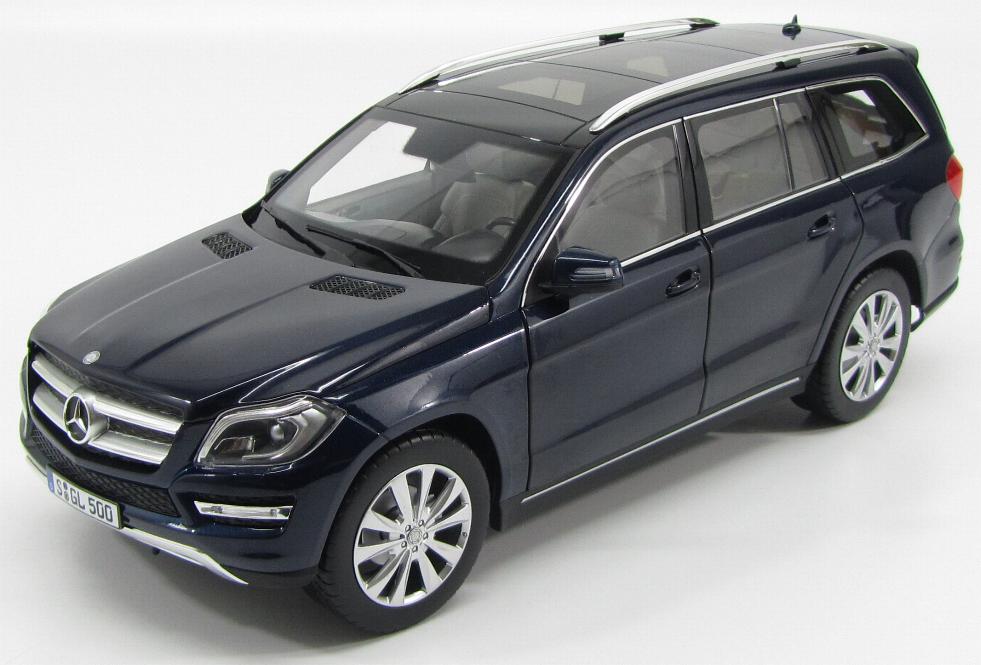1/18 Norev Mercedes-Benz GL X166 Blue