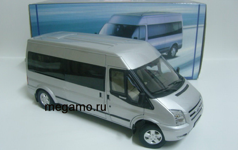 1/18 Ford Transit 2009 Silver