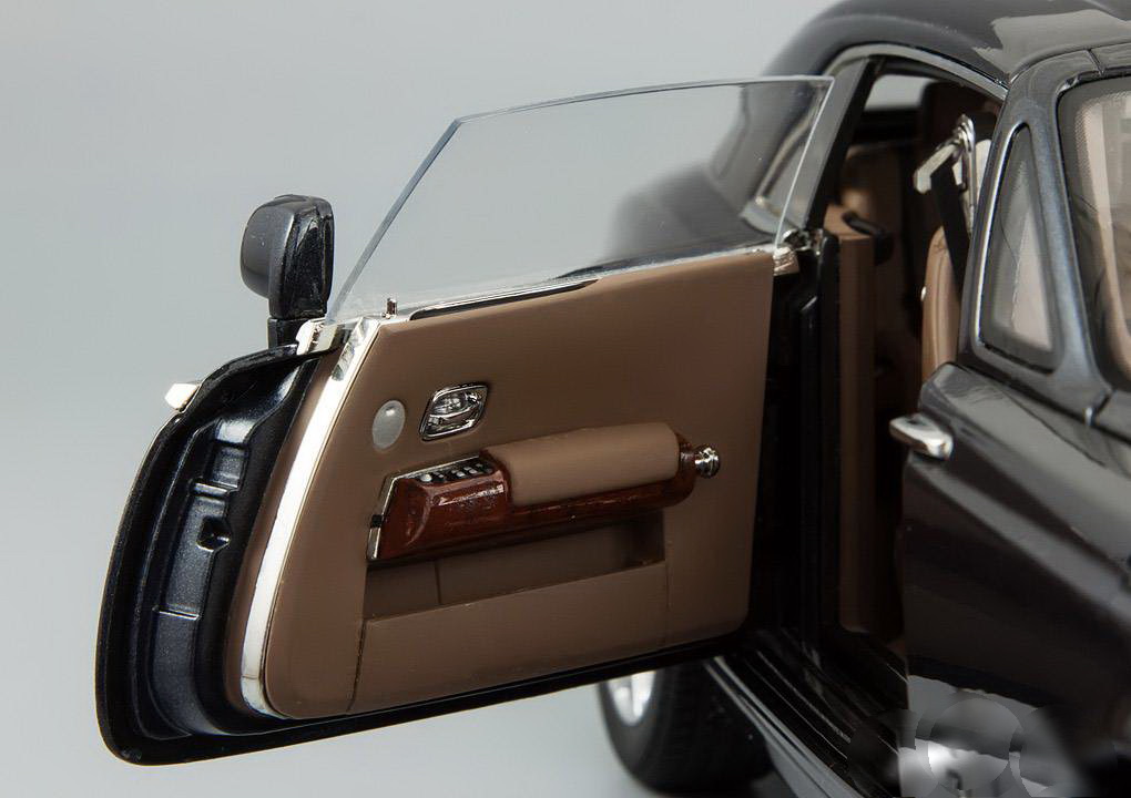 1/18 Kyosho Rolls-Royce Phantom Coupe Black 08861TG