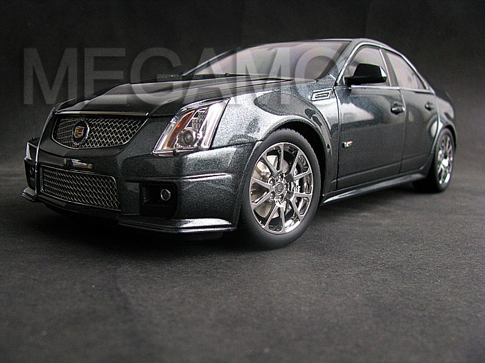1/18 Cadillac CTS-V Grey 2010 Dealer Ed
