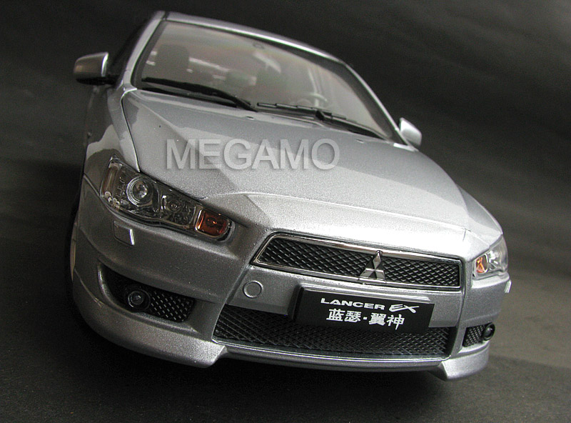 1/18 Mitsubishi Lancer EX Silver CN dealer Ed