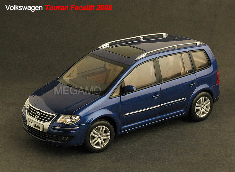 1/18 Volkswagen VW Touran 2008 Facelift CN Dealer Blue