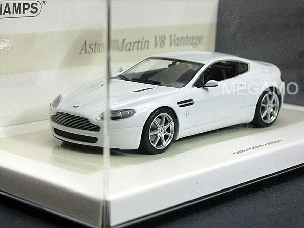 1/43 Minichamps Aston Martin Vantage V8 White Series