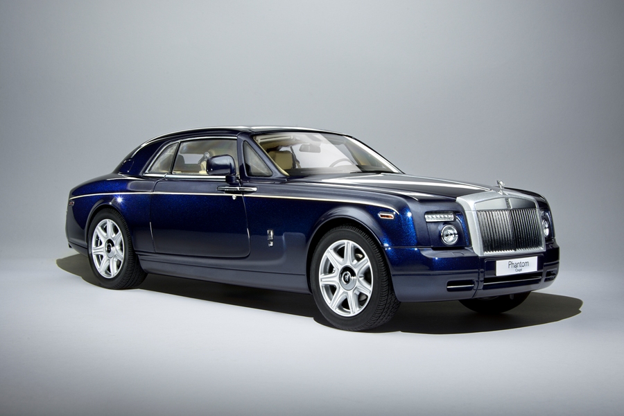 1/18 Kyosho Rolls-Royce Phantom Coupe Blue