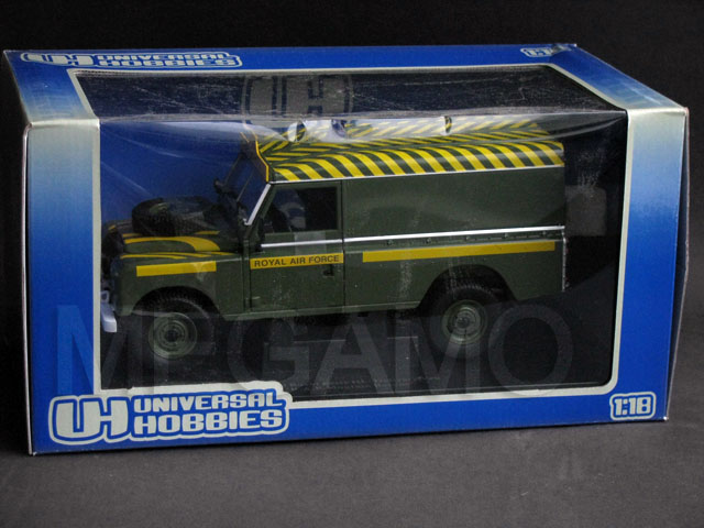 1/18 UH Land Rover Defender 90 Station Wagon UK RAF Mountain Rescue