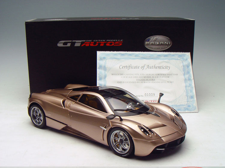 1/18 GT Autos GTA Pagani Huayra Gold