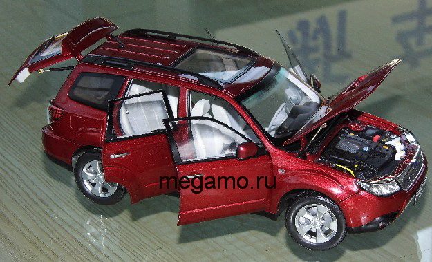1/18 Subaru Forester 2010 Red